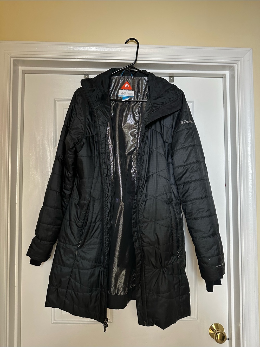 Columbia Women’s Omni heat Black Long Quilted Hooded Puffer Coat